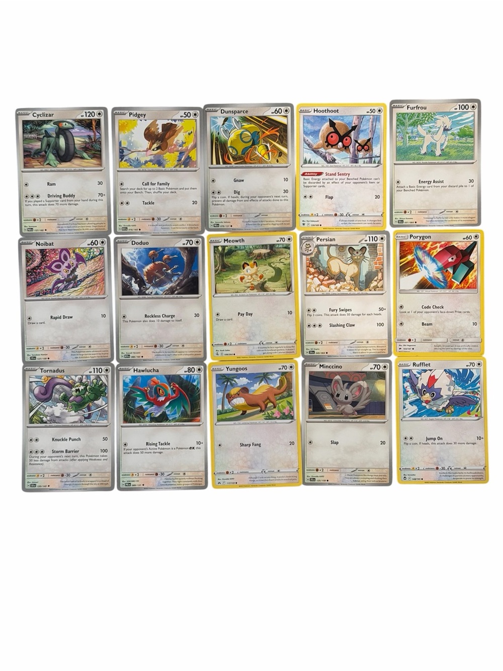 Lot of 15 normal type Pokemon cards - Bundle and Save